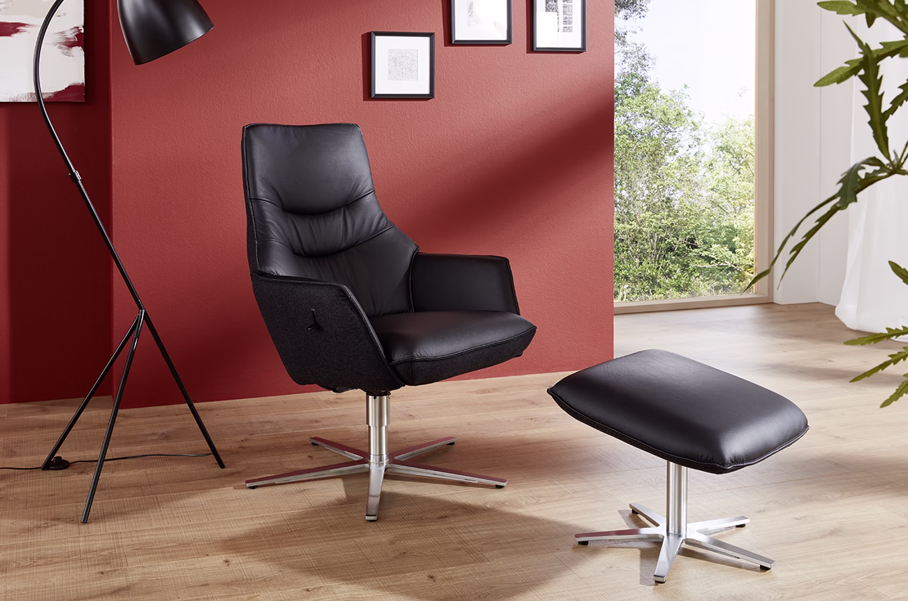 himolla - Hochwertiger Einzelsessel mit Hocker Modell 7901